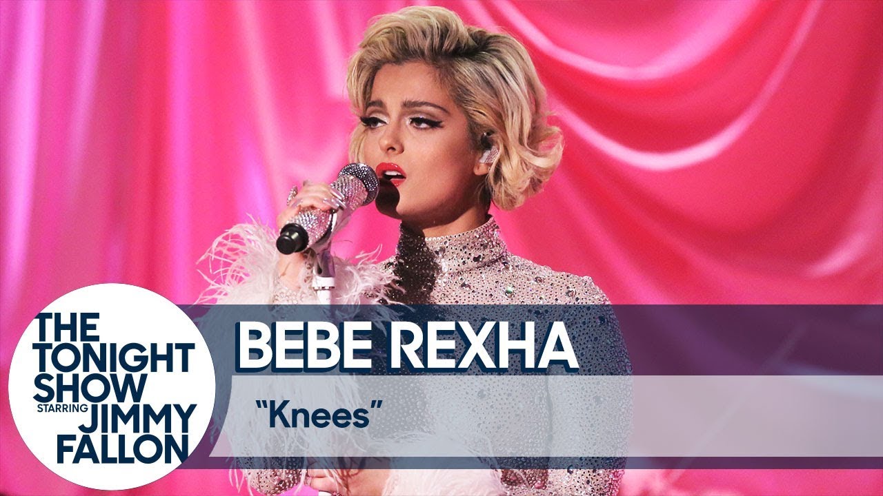 Bebe Rexha faz performance brilhante de "Knees", no The Tonight Show